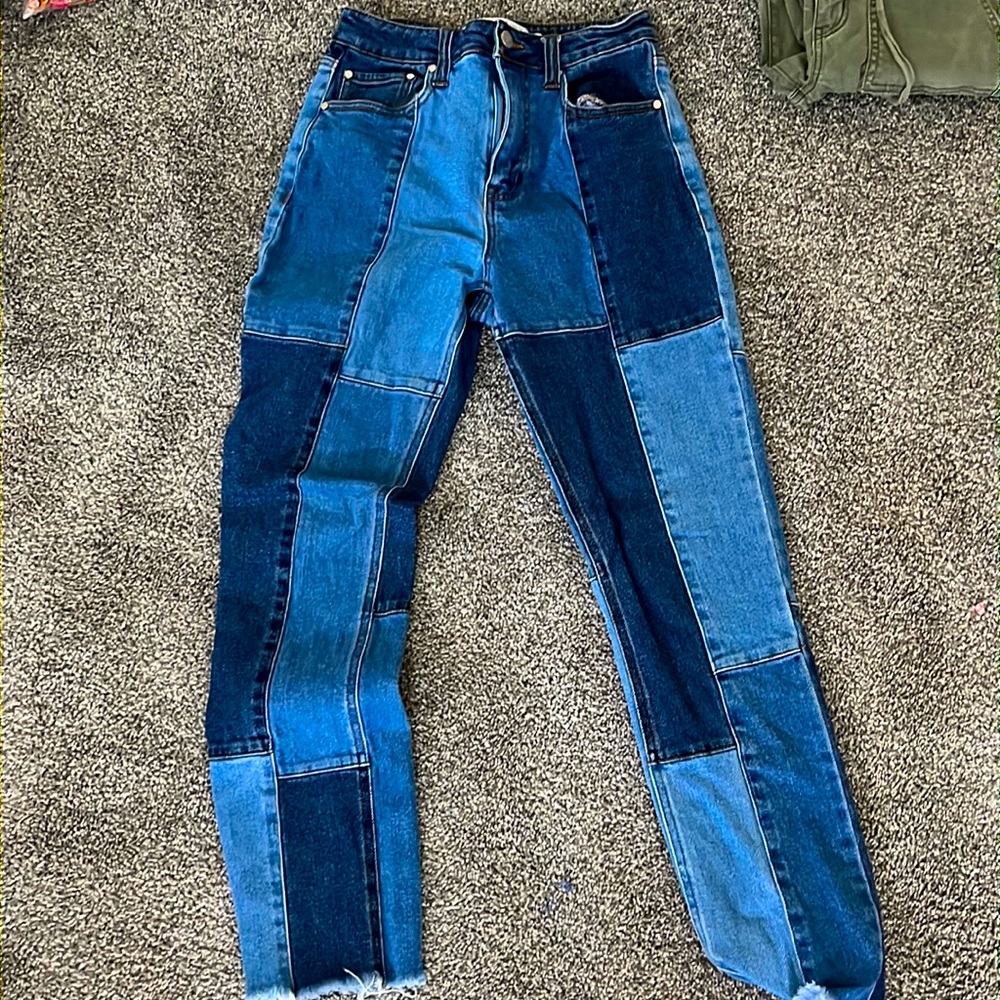 TINSELTOWN PATCHY JEANS
